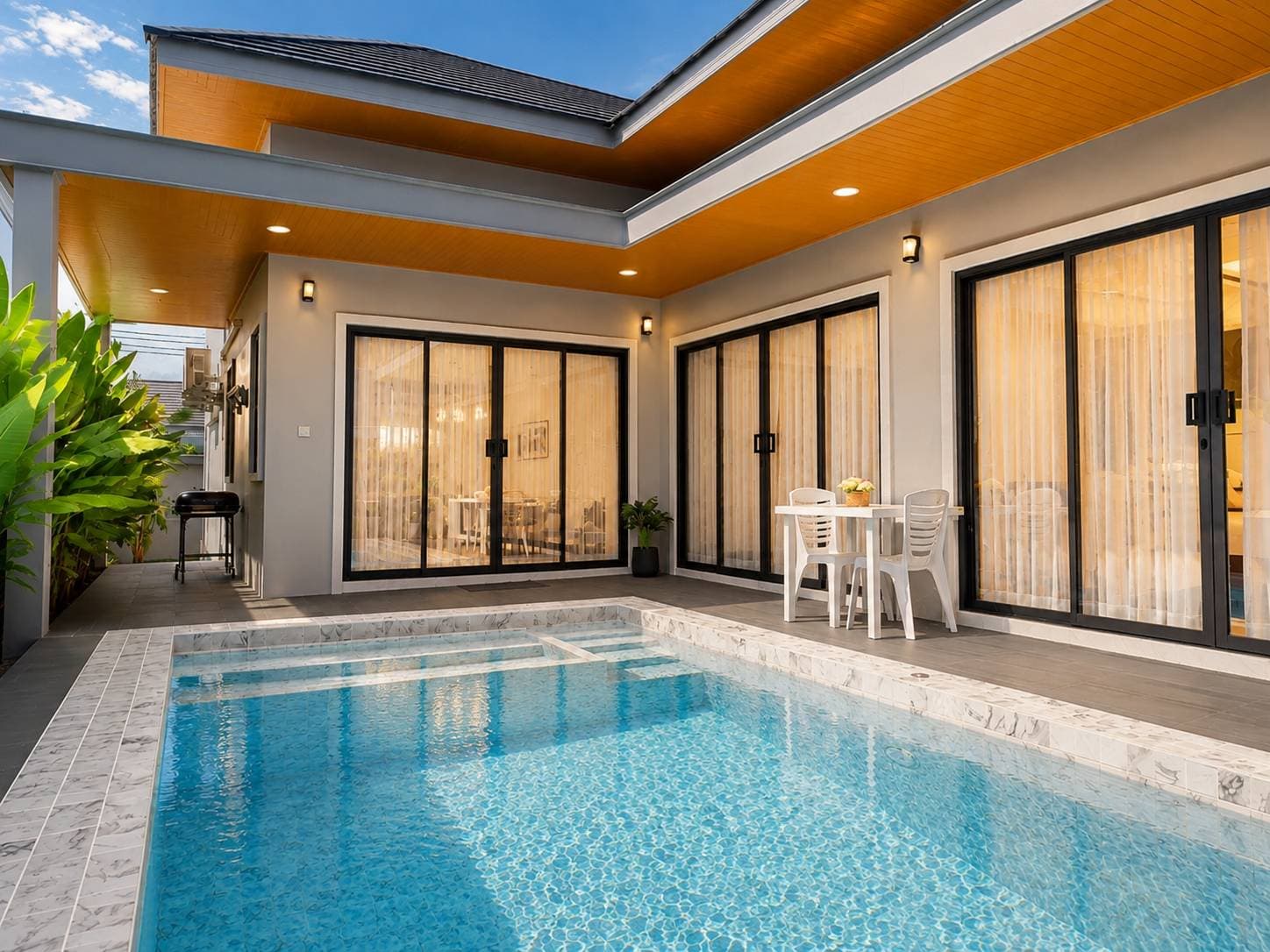 Vana Pool Villa
